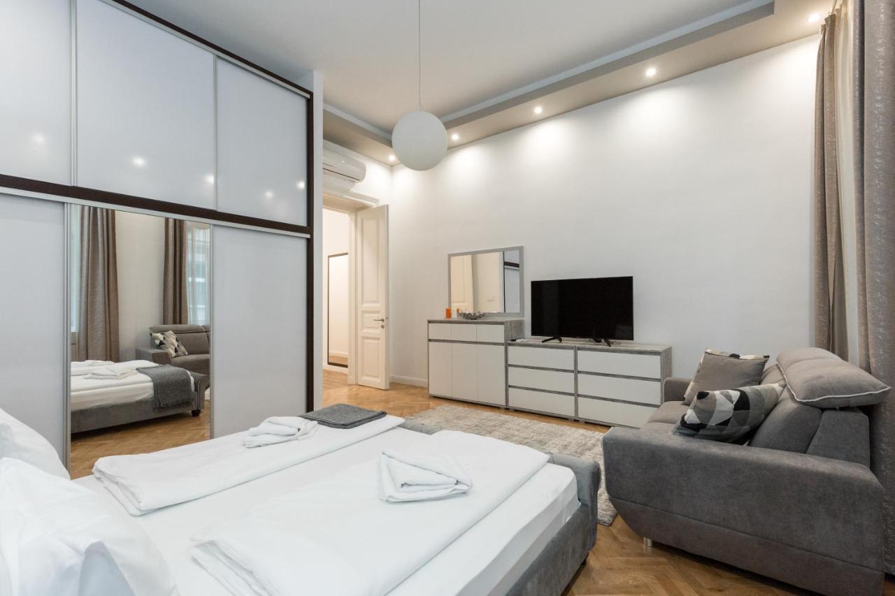 City Center Grand Luxury W 2Br/2Bt Budapest Exterior photo